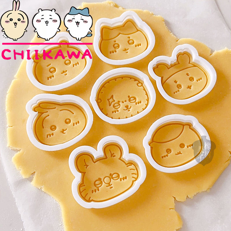 Board Game Uno - Chiikawa Rakko cookie cutter cartoon Momonga